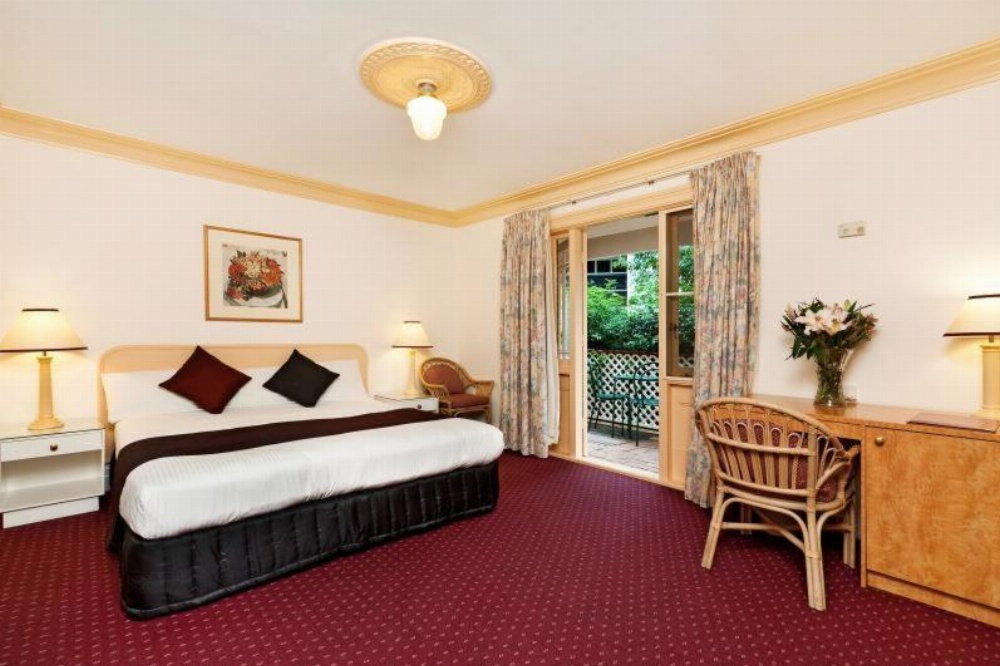 McLaren Hotel -North Sydney